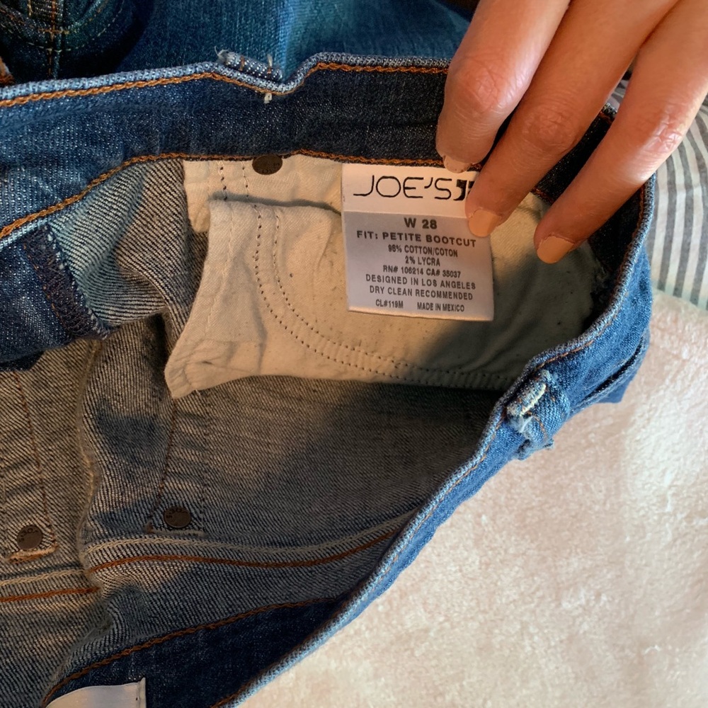 Joe’s jeans fit petite boot cut W28